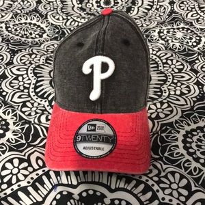 🎉Host pick 8/27/19🎉 Women’s Phillies hat